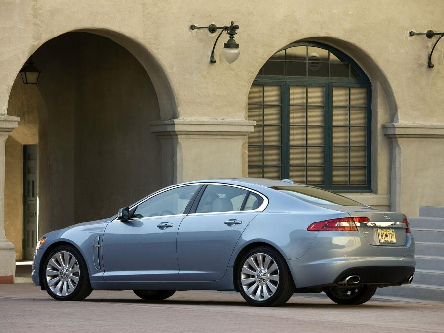  Jaguar XF 2008 года  (US) (фото 3 из 30)